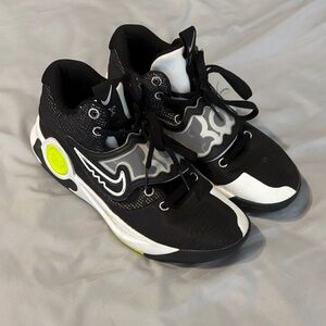 Nike KDs size 8.5 Black and White Athletic Shoes